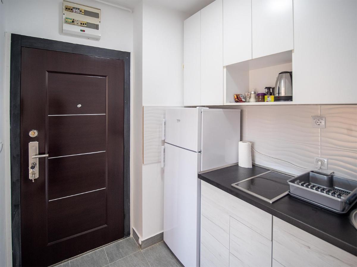 Apartman Sara Apartment Novi Sad Exterior foto