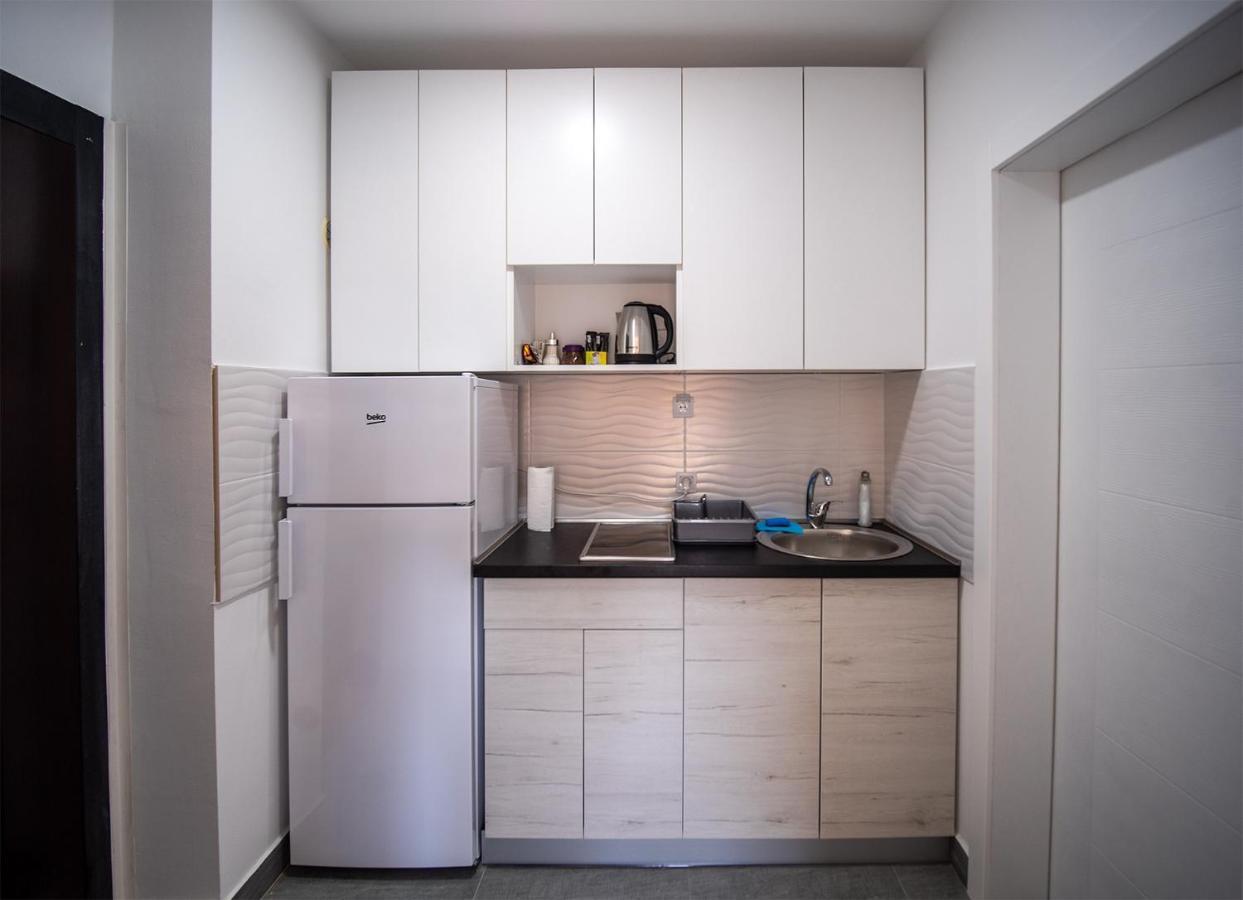 Apartman Sara Apartment Novi Sad Exterior foto