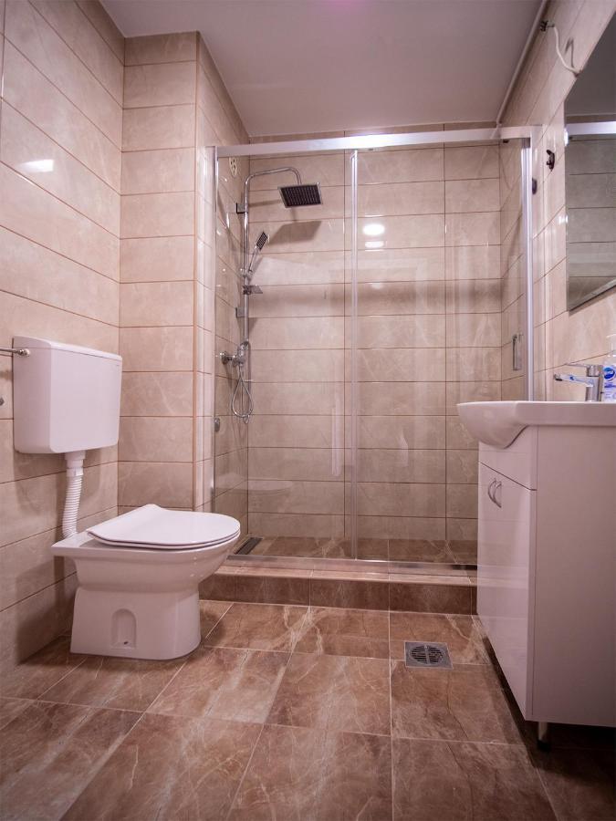 Apartman Sara Apartment Novi Sad Exterior foto